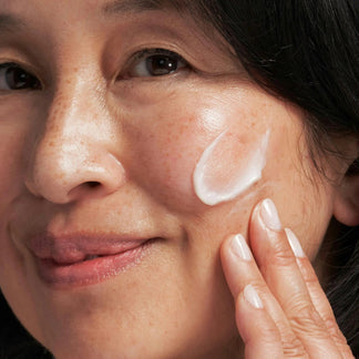 Enlighten Skin Brightener with Sunscreen Broad Spectrum SPF 35 40g